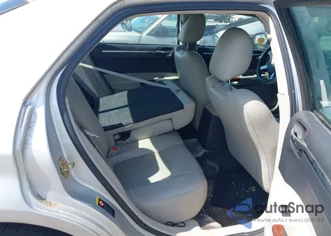 2005 Chrysler 300C from USA, damaged, VIN 2C3AA63H35H560253